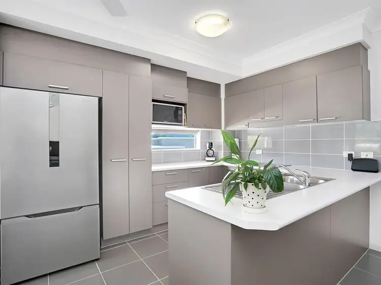Main view of Homely unit listing, 6/109 Callaghan Street, Mooroobool QLD 4870
