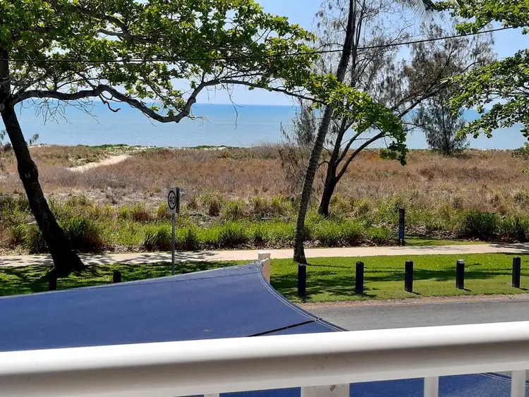 4/53 Sims Esplanade, Yorkeys Knob QLD 4878