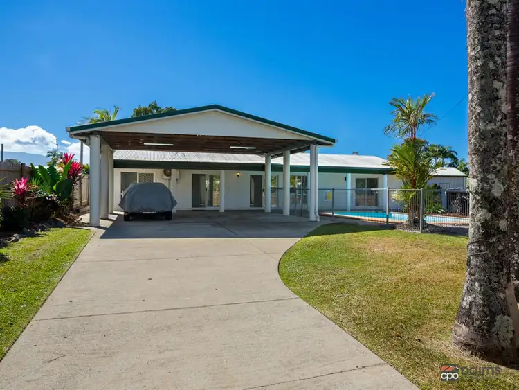 4 Conch Close, Trinity Beach QLD 4879