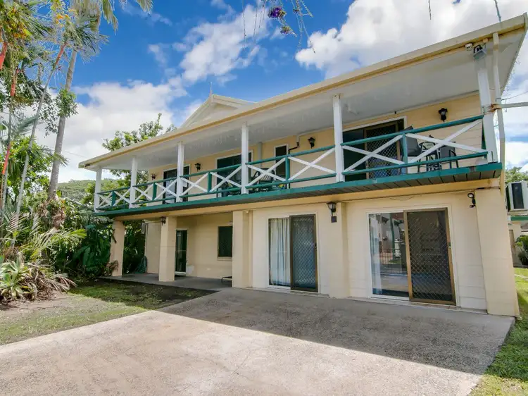 4 Herries Street, Earlville QLD 4870