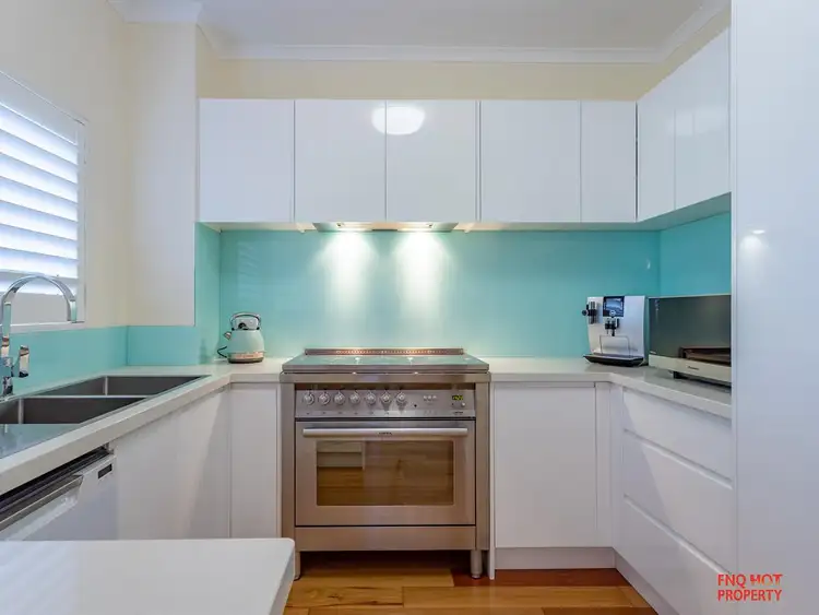 1/98-100 Moore Street, Trinity Beach QLD 4879