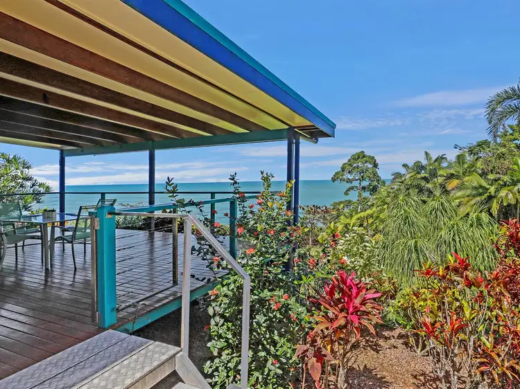 550 Etty Bay Rd, Etty Bay QLD 4858