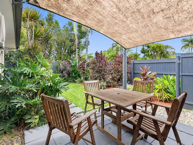 2/4 Golden Grove Drive, Bentley Park QLD 4869