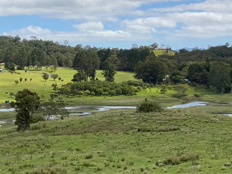 343 Powley Road, Barrine QLD 4872