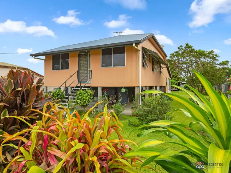 90 Bruce Highway, Mirriwinni QLD 4871