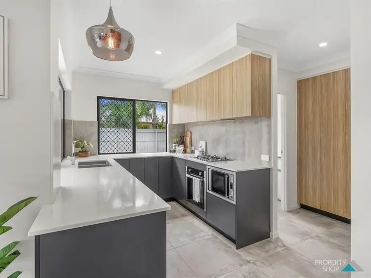 5 Munderra Close, Smithfield QLD 4878