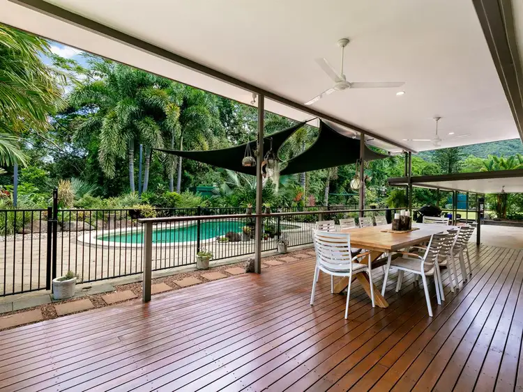 2 Sapphire Close, Bayview Heights QLD 4868