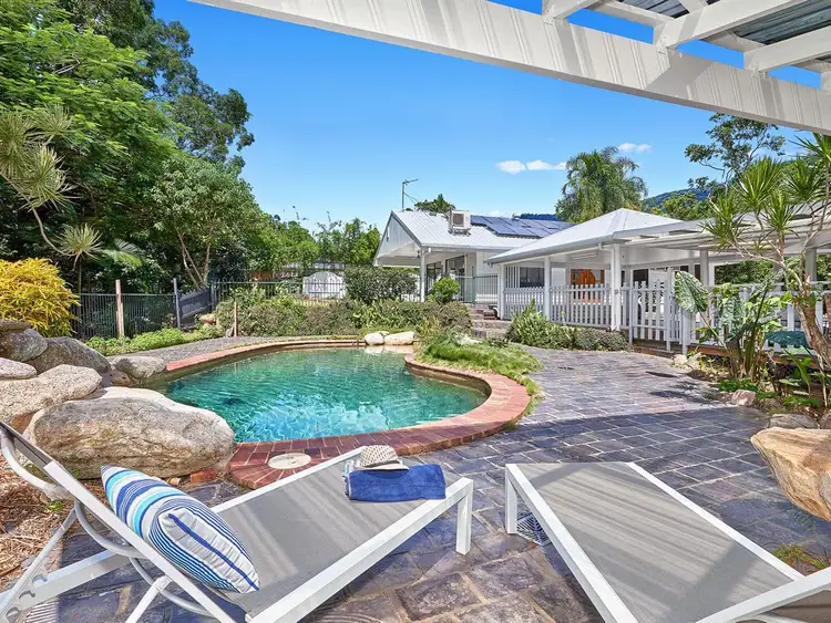 22-24 Pelizzari Close, Redlynch QLD 4870
