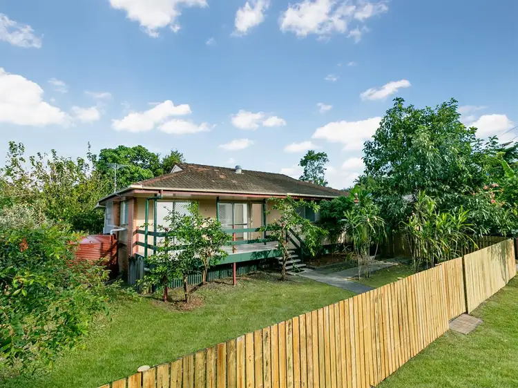 7 Solager street, Manoora QLD 4870