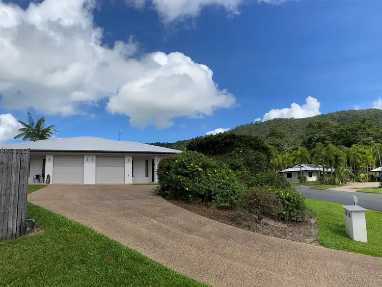 12 a & b Pease street, Tully QLD 4854