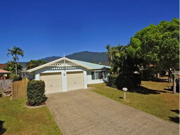 7 Bridge Close, Brinsmead QLD 4870