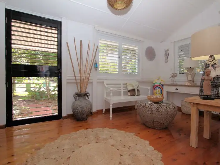 49 Marshall Street, Machans Beach QLD 4878