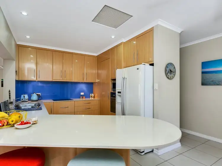 Seventh view of Homely house listing, 8 Mark Close, Holloways Beach QLD 4878