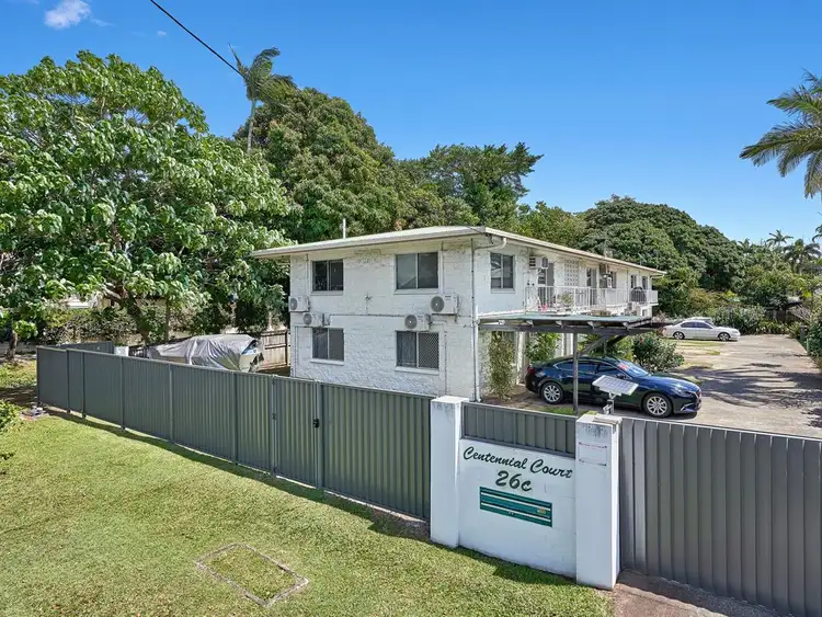 2/26C Upward Street, Cairns North QLD 4870