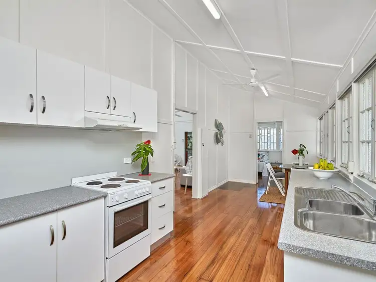 Seventh view of Homely house listing, 8 Shearer Avenue, Manunda QLD 4870