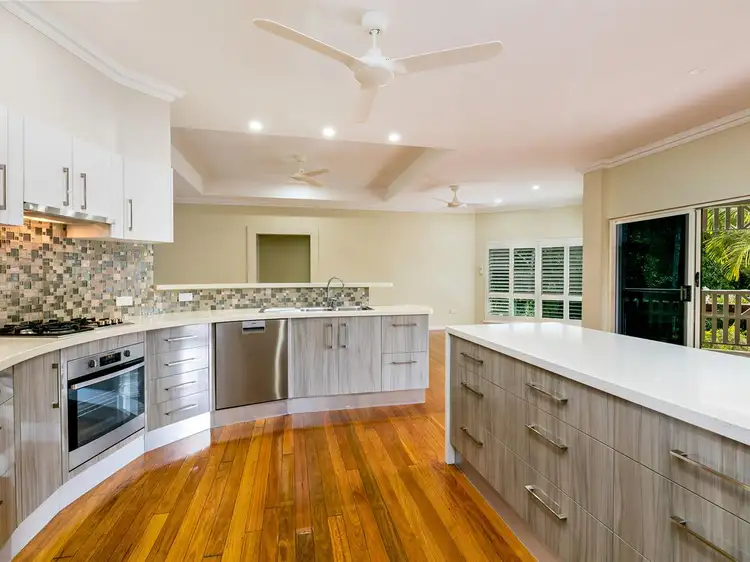 8 East Parkridge drive, Brinsmead QLD 4870