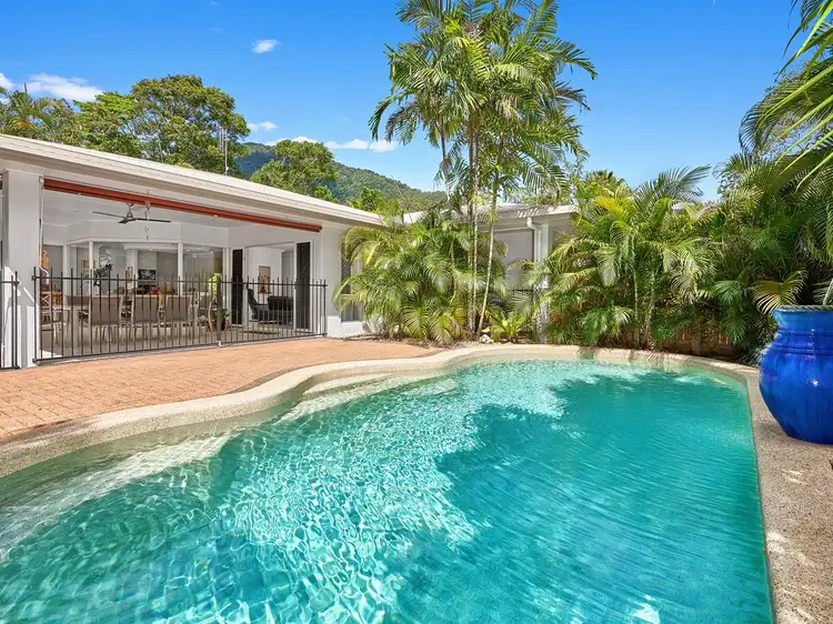 37 Daphne Drive, Redlynch QLD 4870