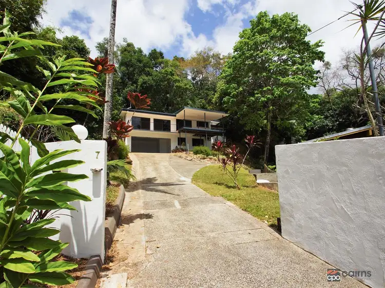 7 Charlekata, Freshwater QLD 4870