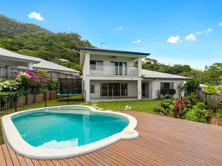 17 Trout St, Kanimbla QLD 4870