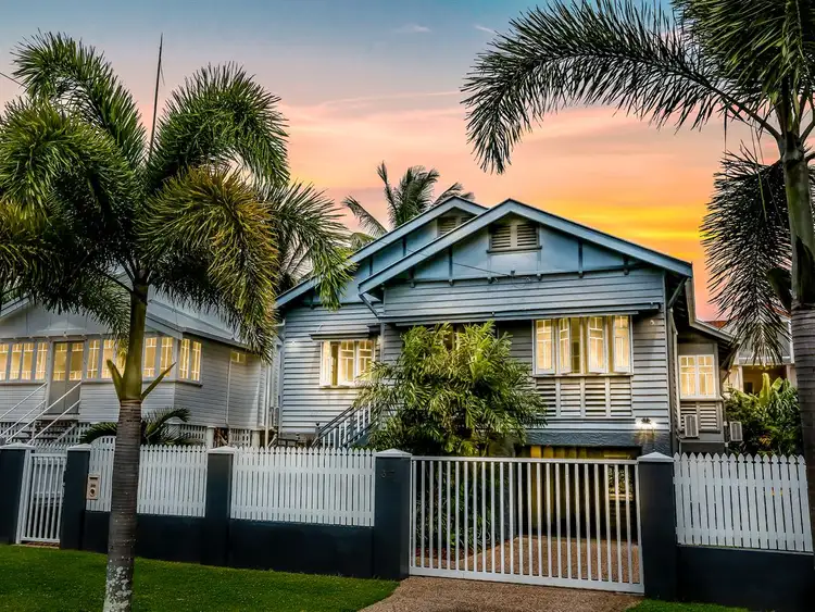 317 Lake, Cairns North QLD 4870