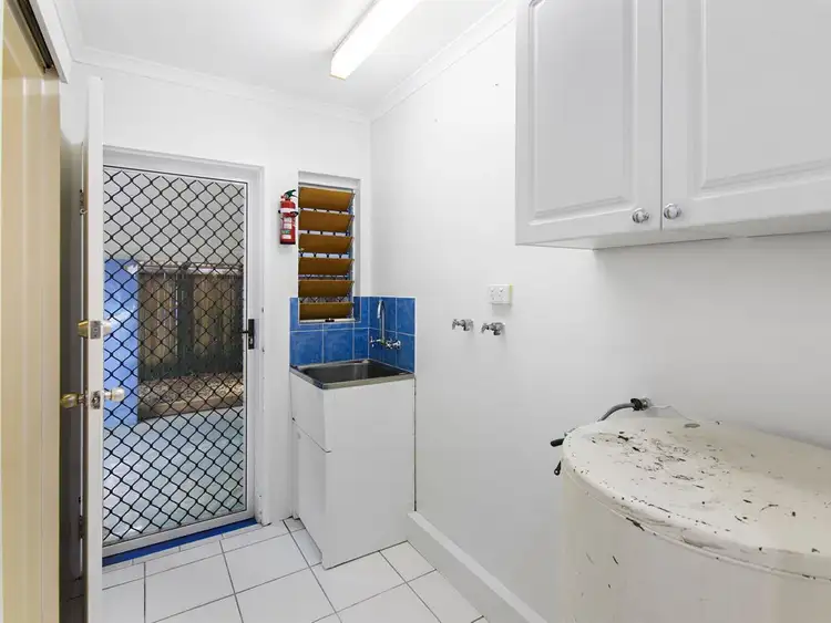 Sixth view of Homely house listing, 10 Conlan Close, Manoora QLD 4870