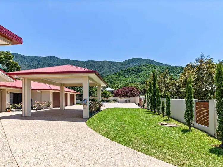 28-30 Bellemere Lane, Redlynch QLD 4870