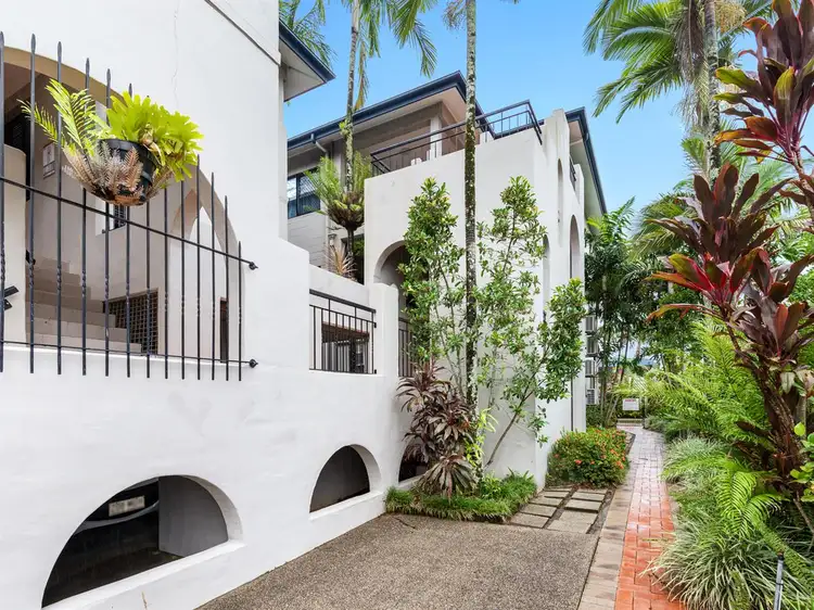 163 Buchan Street