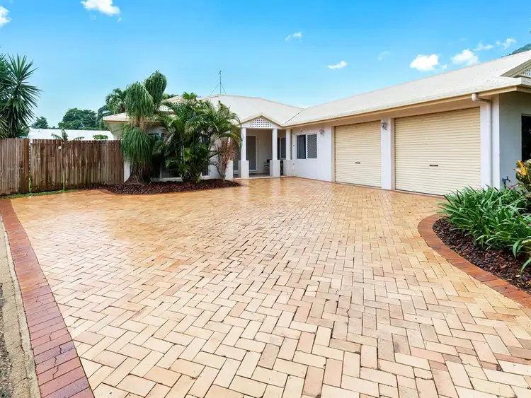 167 Mcfarlane Drive, Kanimbla QLD 4870