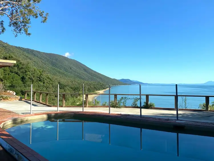 12 Buchan Street, Palm Cove QLD 4879