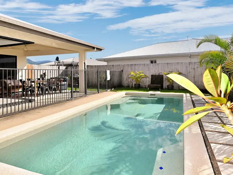11 Tarantino Cres, White Rock QLD 4868