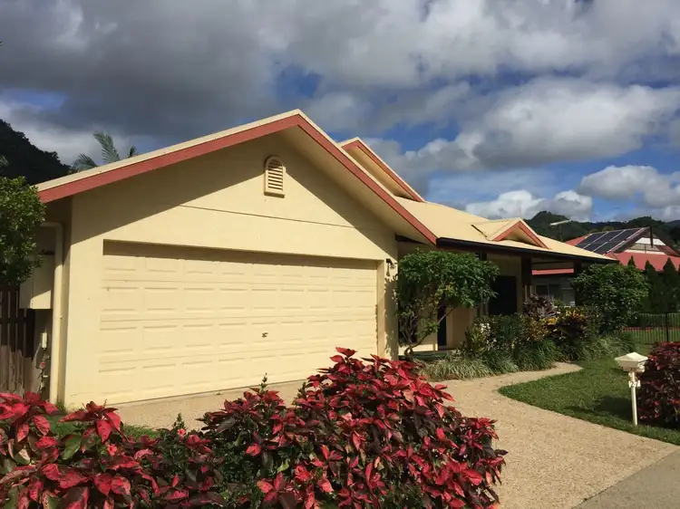 27 Gamburra Drive, Redlynch QLD 4870
