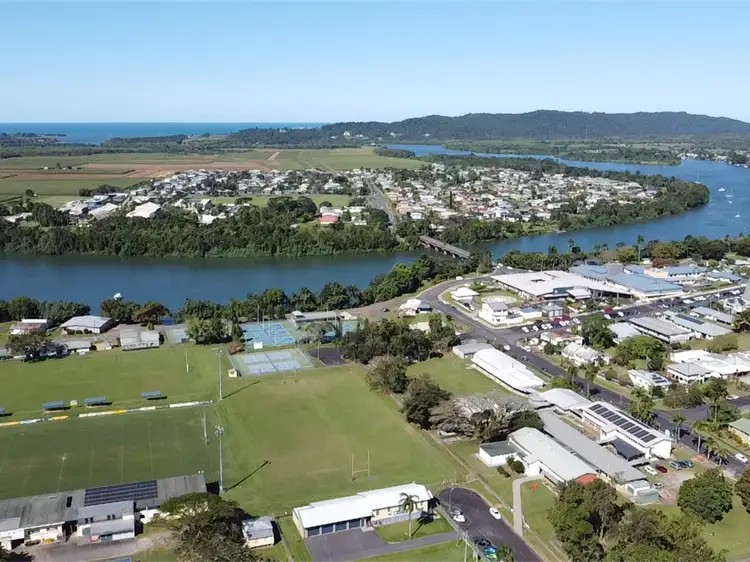 96 Owen St, Innisfail QLD 4860