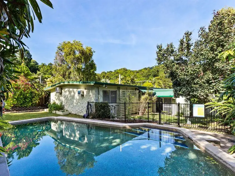 31 Merrybrook Street, Freshwater QLD 4870