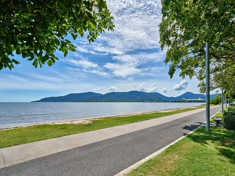 50/327-329 Lake Street, Cairns North QLD 4870