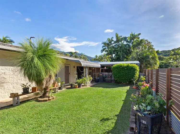 86 Impey Street, Caravonica QLD 4878