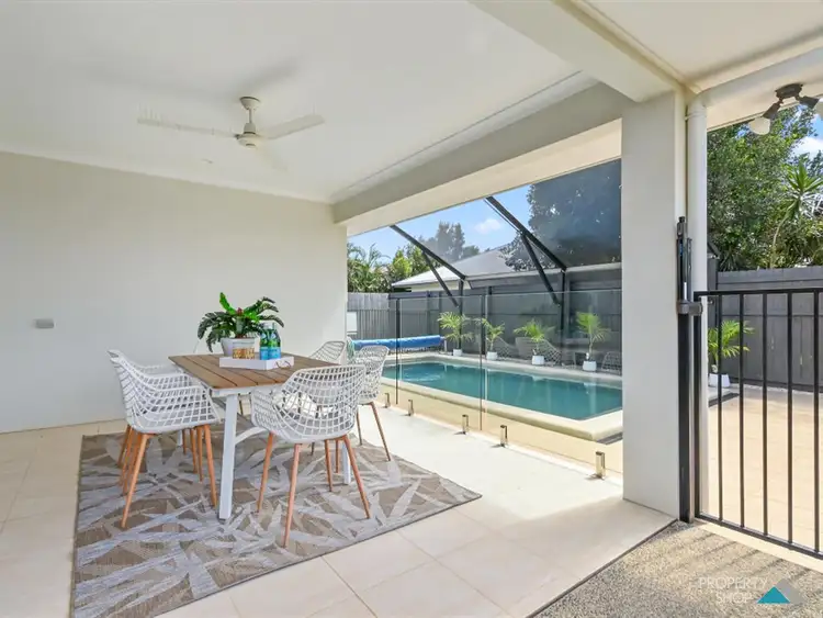 8 Munderra Close, Smithfield QLD 4878