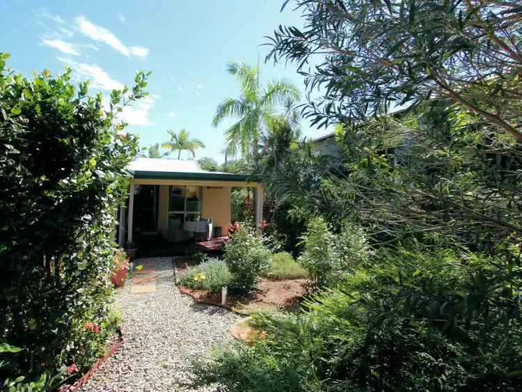 26 Christensen Street, Machans Beach QLD 4878