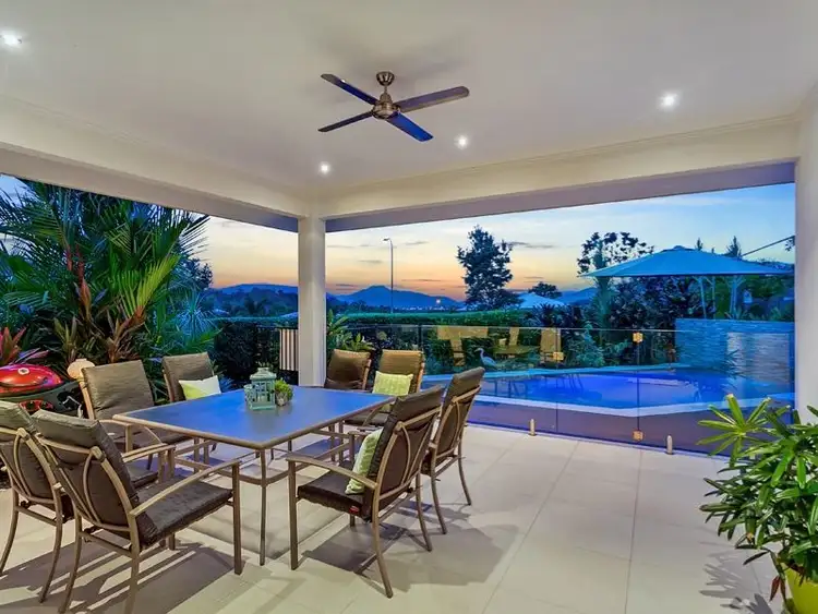 7 Parrot Close, Kanimbla QLD 4870