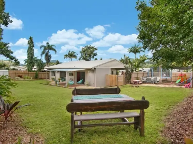 3 Elkhorn Close, Redlynch QLD 4870