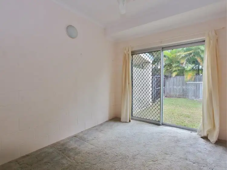 Fifth view of Homely house listing, 4 Queenscliff Close, Kewarra Beach QLD 4879