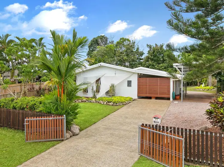 35 Shannon Drive, Woree QLD 4868