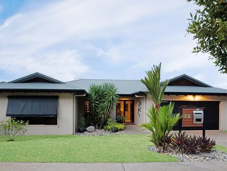 32 Elphinstone Street, Kanimbla QLD 4870