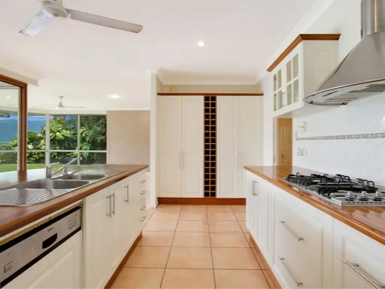 Fifth view of Homely house listing, 8 Fay Close, Brinsmead QLD 4870