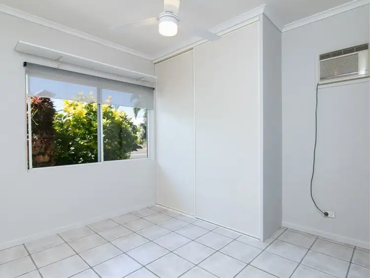 Seventh view of Homely unit listing, 21/2 Lake Placid Road, Caravonica QLD 4878