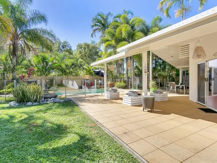 16 Cyprea Close, Trinity Beach QLD 4879