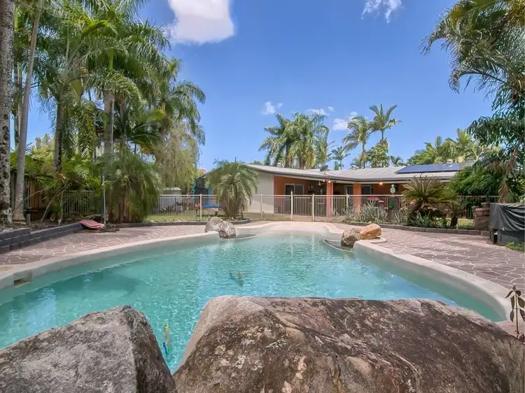 13 Ethel Close, Redlynch QLD 4870