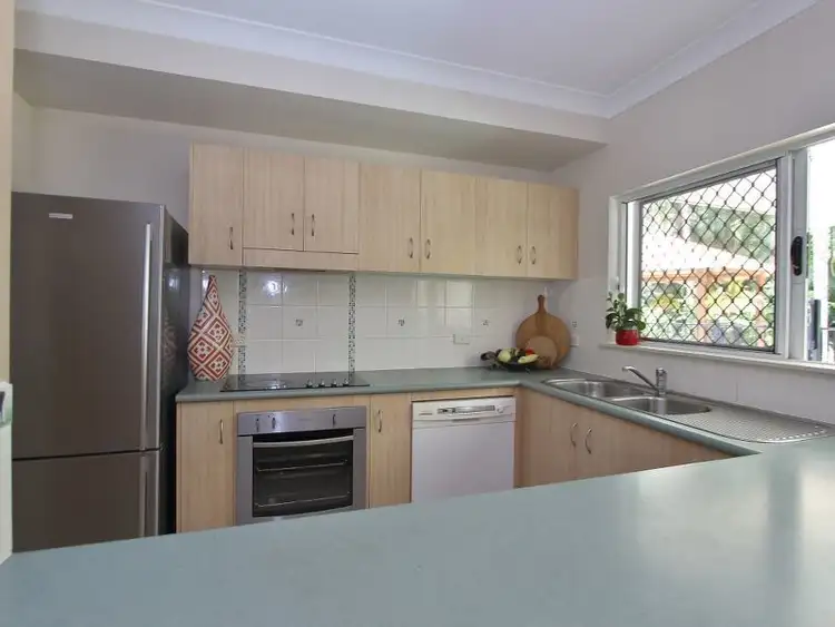 Fifth view of Homely house listing, 10 Helsdon Close, Clifton Beach QLD 4879
