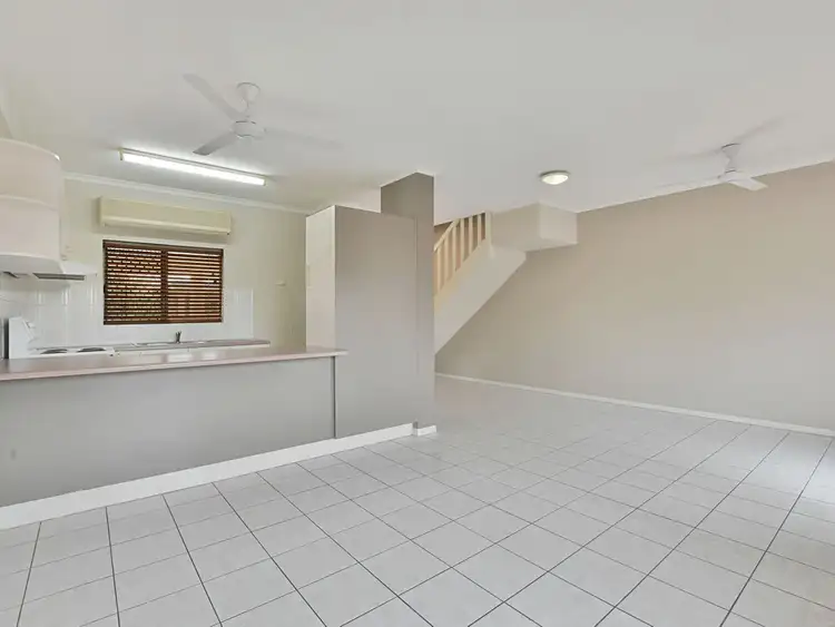 8/2 Grantala Street, Manoora QLD 4870