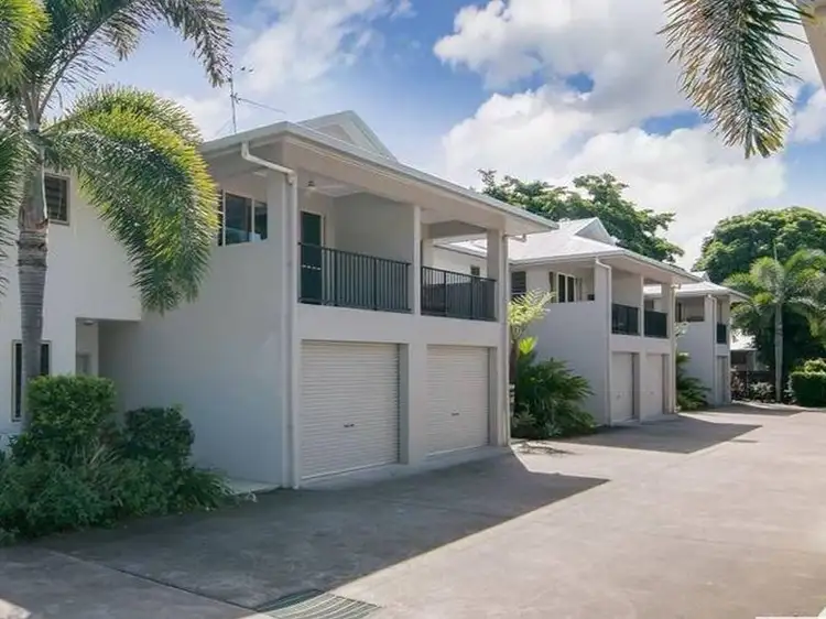 2/12-14 Old Smithfield Road, Freshwater QLD 4870