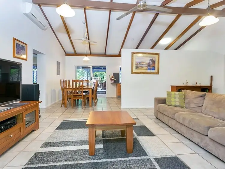 5 Yanchep Close, Kewarra Beach QLD 4879